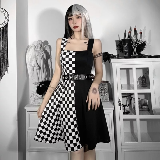 Vestido egirl metadinha quadriculado Bunnymoon Store