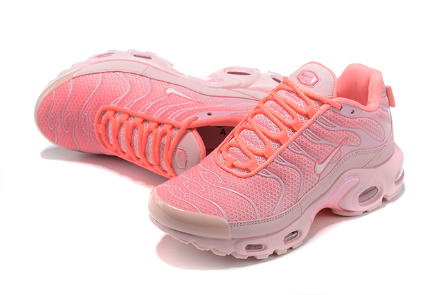 White and pink air 2025 max plus
