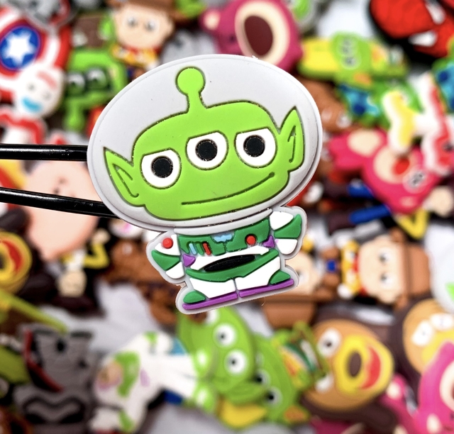 Pin para crocs TOY STORY MARCIANO BUZZ LIGHTYEAR