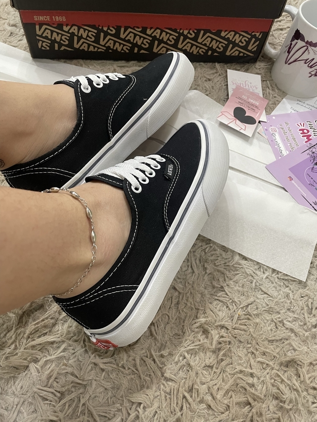 Vans Authentic Preto e Branco - Comprar em Duda Store