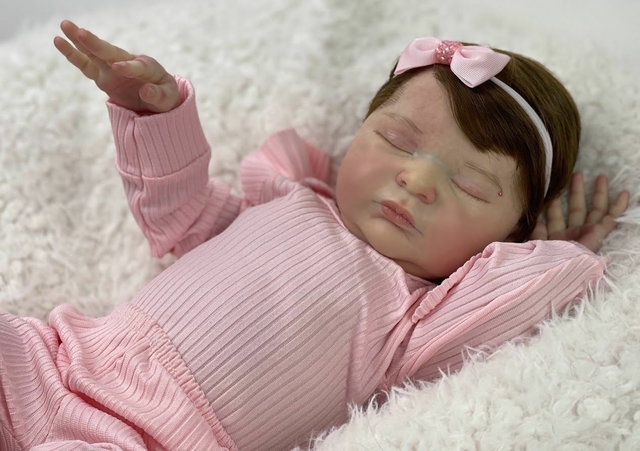 Bebê Reborn Menina Realista Fio A Fio Com Enxoval Pronta