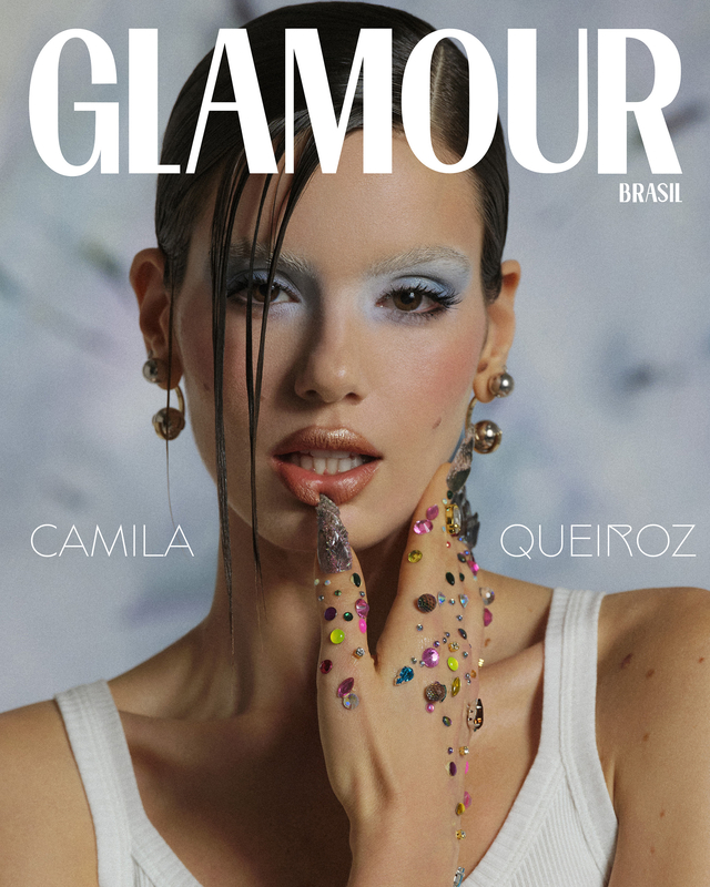 Revista Glamour - Edição maio 23 (capa Camila Queiroz)
