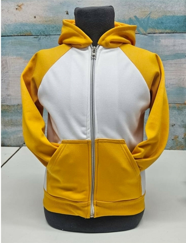 Art. 119 Campera blanca manga ranglan amarilla