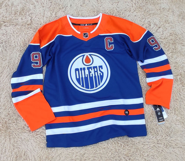 Camisa Jersey Edmonton Oilers - 99 Wayne Gretzky - 97 Connor McDavid - 29  Leon Draisaitl