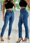 calça jeans mom com elastano