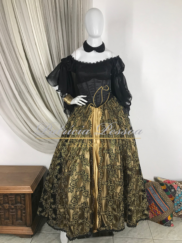 Saia de renda preta pomba gira top