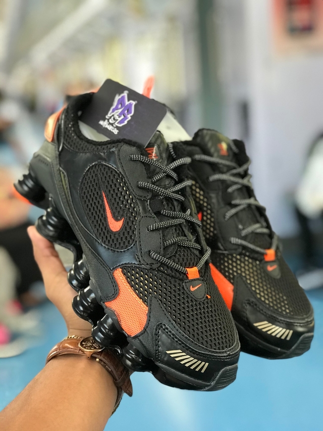 nike shox tl 12 molas 2020 preto/laranja