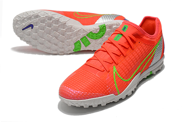 Nike phantom venom deals pro tf review