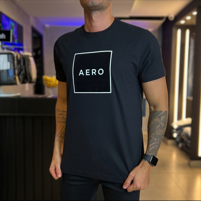 Camiseta Aéropostale - Preta