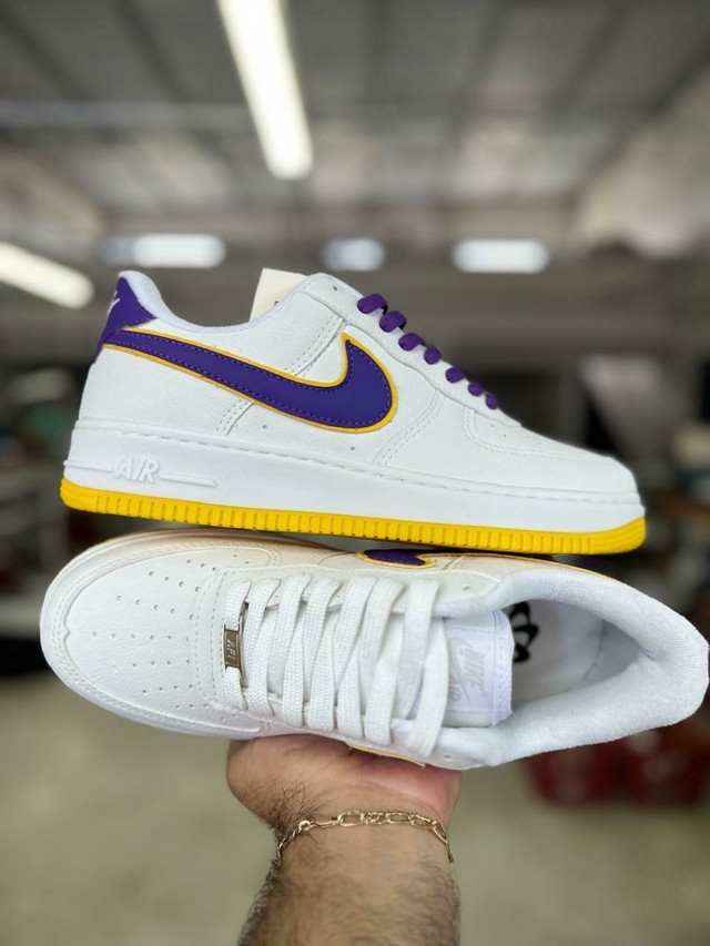 Nike lakers air force best sale