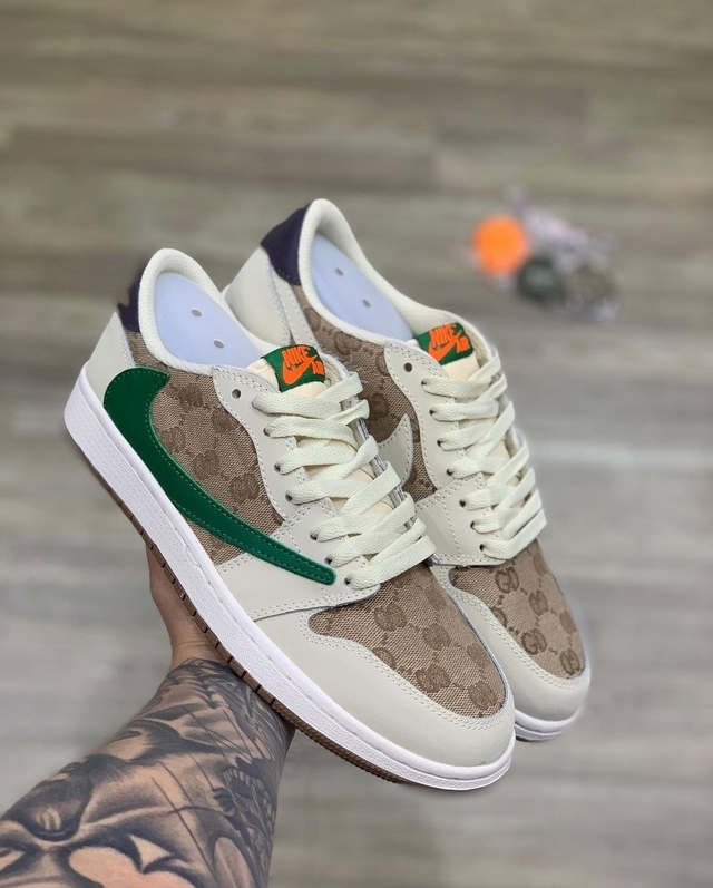 Nike tn gucci cheap