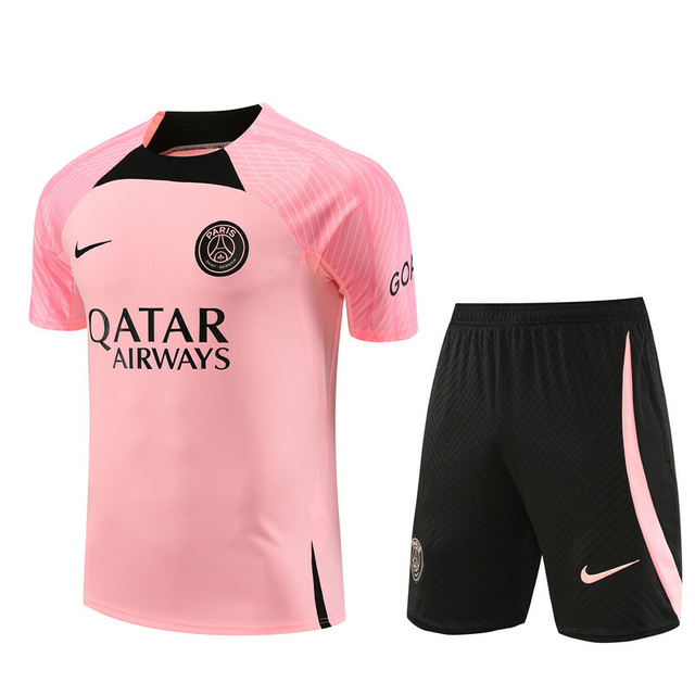 CONJUNTO PARIS SAINT- GERMAIN TREINO CAMISA ROSA E SHORT PRETO 23/24