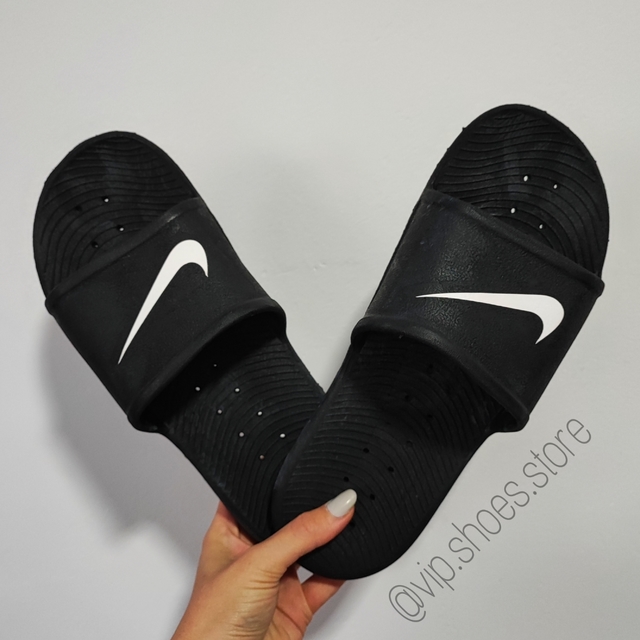 Ojotas Negras