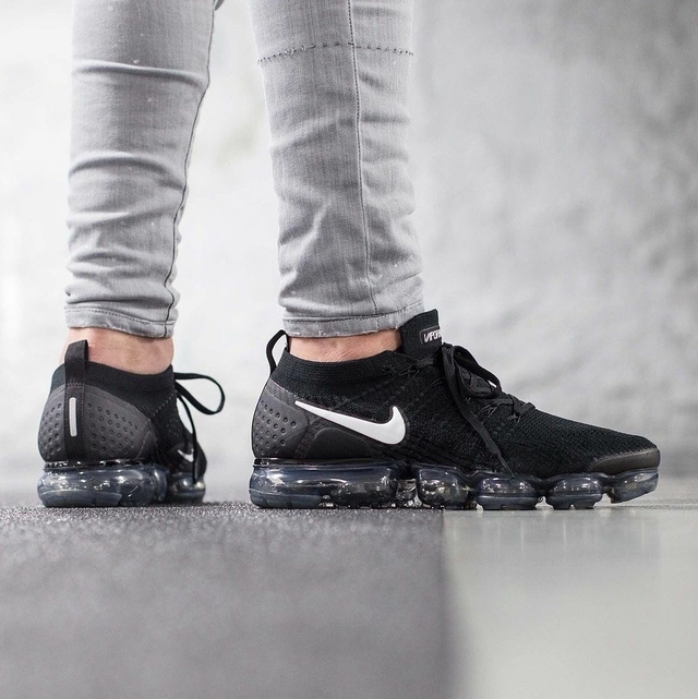 Nike performance sales vapor max