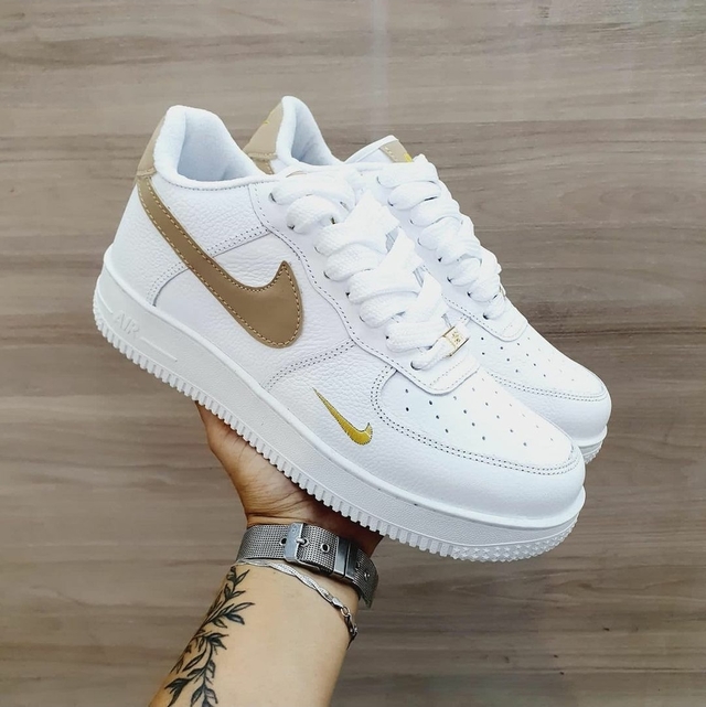 Nike air force 1 with gold tick discount