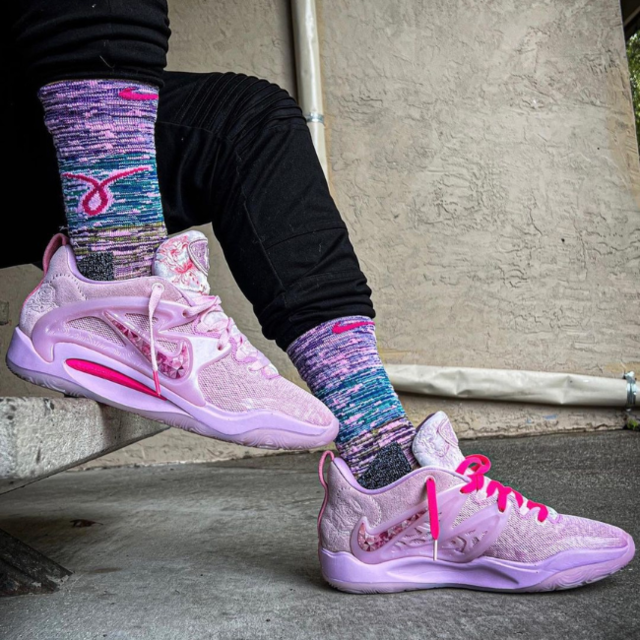 NIKE KD 15 'AUNT PEARL' - Outlet Imports Shoes