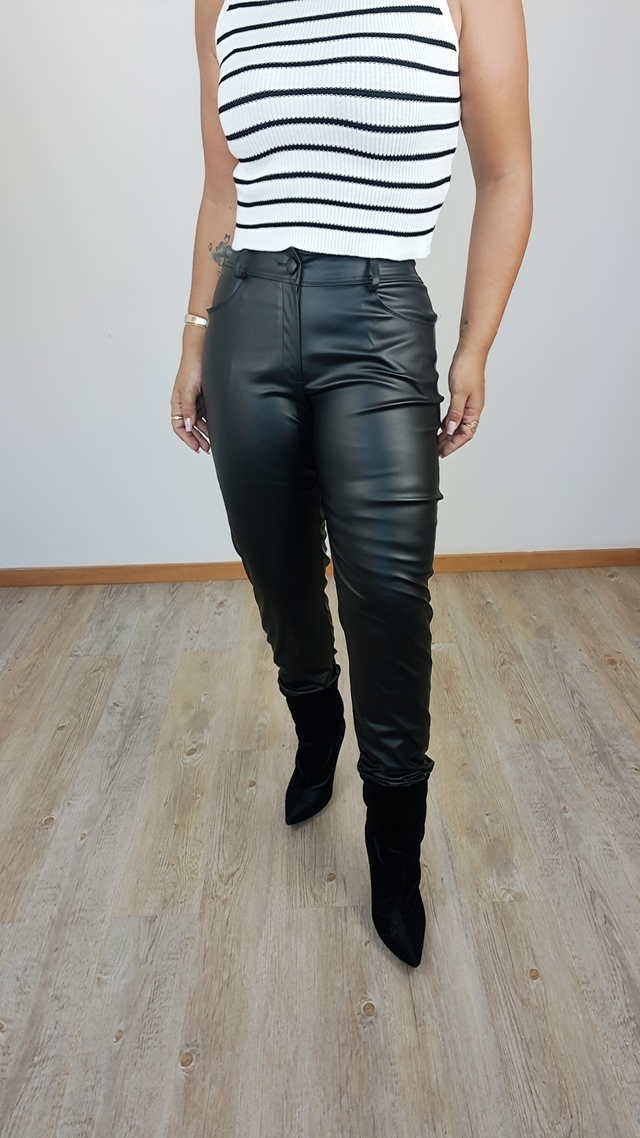 Cal a feminina skinny Couro ecol gico