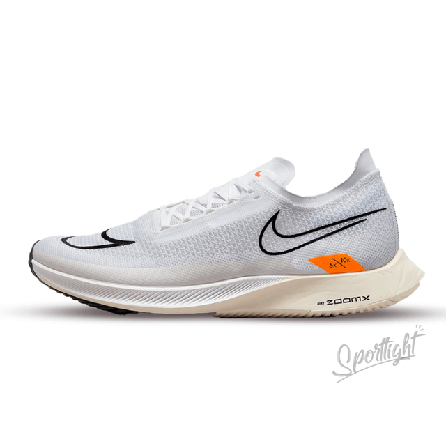 Nike hotsell zoomx black
