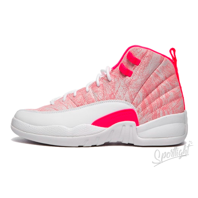 12 retro jordans top