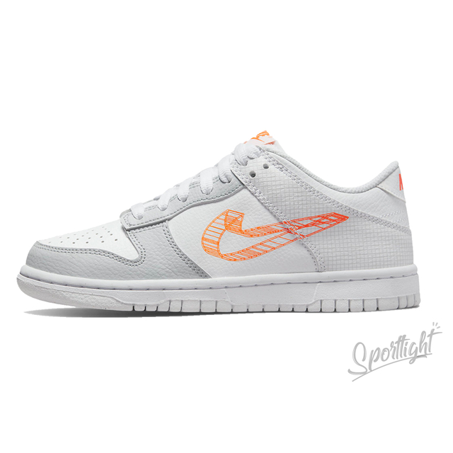 T nis Nike Dunk Low SE GS 3D Swoosh