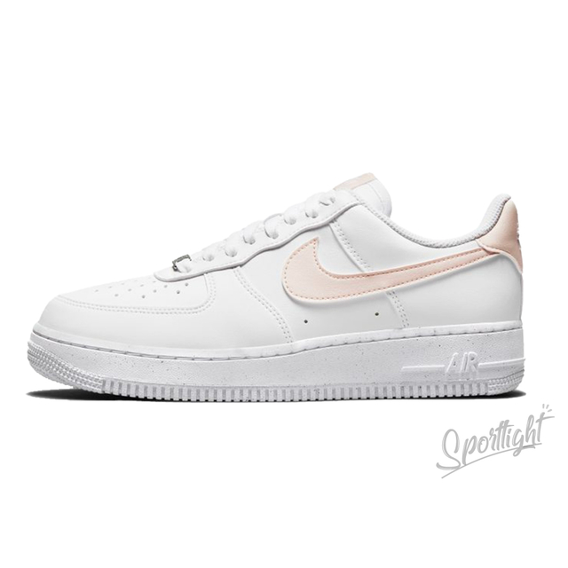 T nis Nike Wmns Air Force 1 Next Nature White Pale Coral