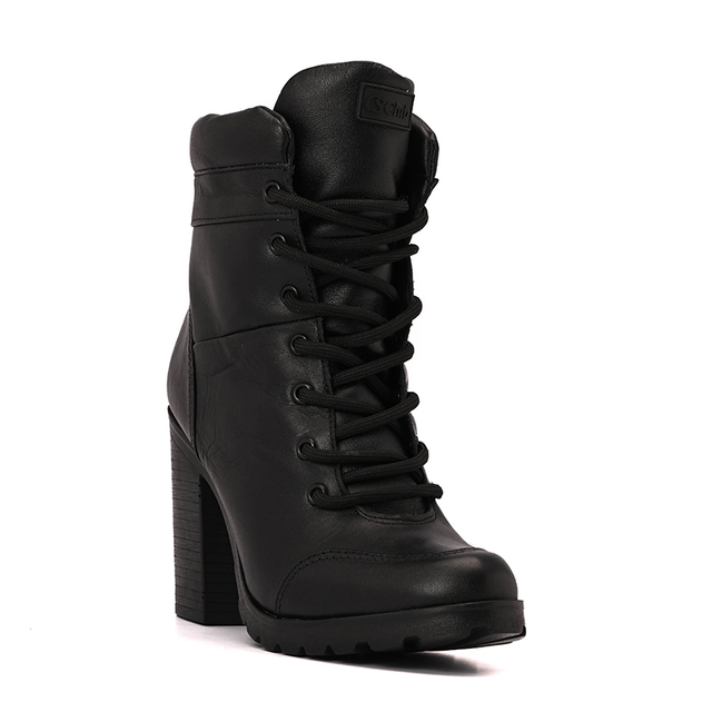 coturno carmen steffens