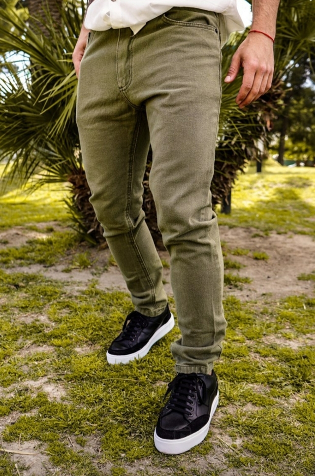 Jeans verde deals
