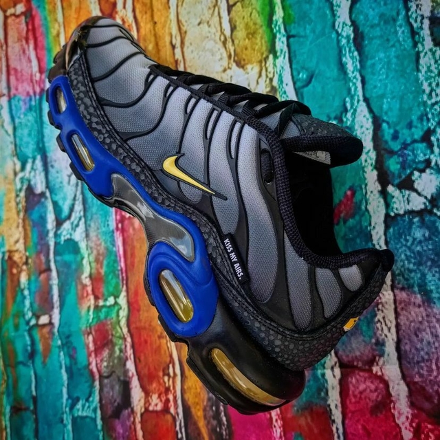 NIKE AIR MAX PLUS TN1 CINZA E AZUL TUNED AIR