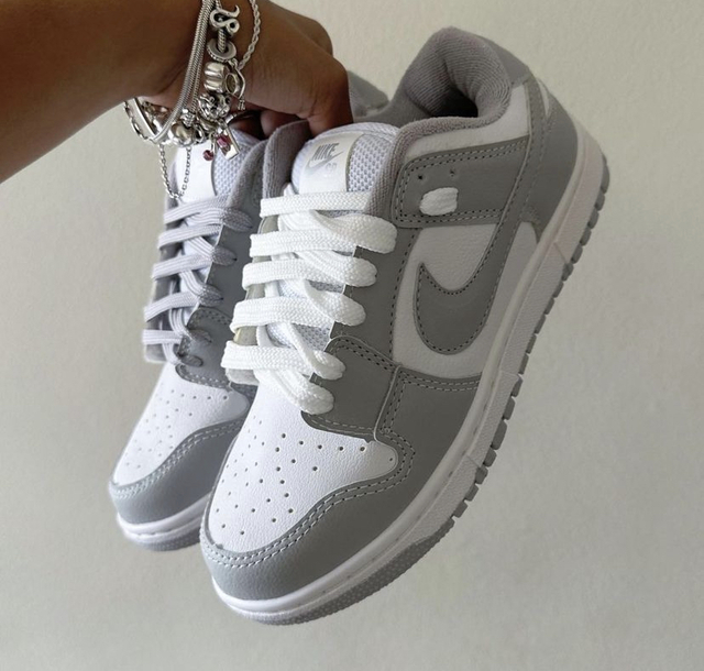 DUNK SB LOW - CINZA COM BRANCO - Comprar em HM Store