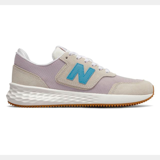 Tênis Casual New Balance X70 Feminino - Bege - Jasper