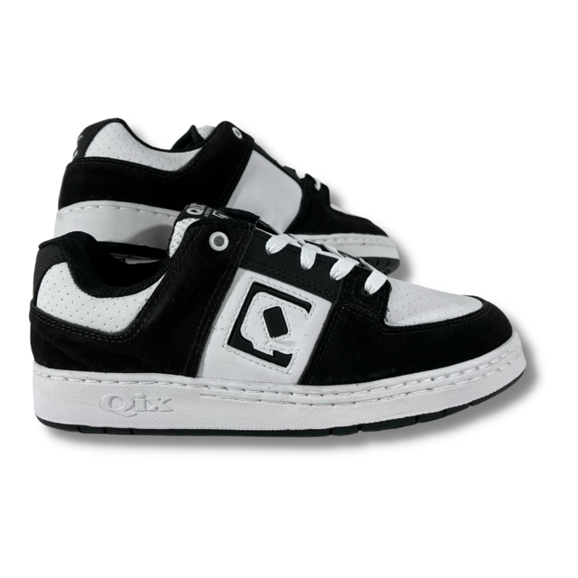Tenis qix preto e cheap branco