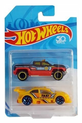 Carrinho Hot Wheels Die Cast FVN40 Sortido - Embalagem com 2 Peças