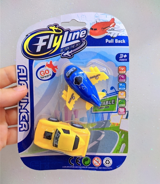 CANIGHT 6 Pçs Lembrancinhas De Festa De Carro De Fricção Carros Modelo De  Carro Brinquedos Infantis Carrinho Utilitário De Plástico Carrinhos De Bebê  Presentes De Aniversário Brinquedos : : Brinquedos e Jogos