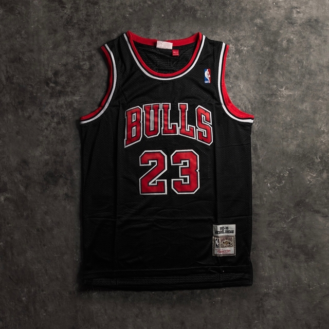 Camiseta Chicago Bulls Retro Negra - jordan