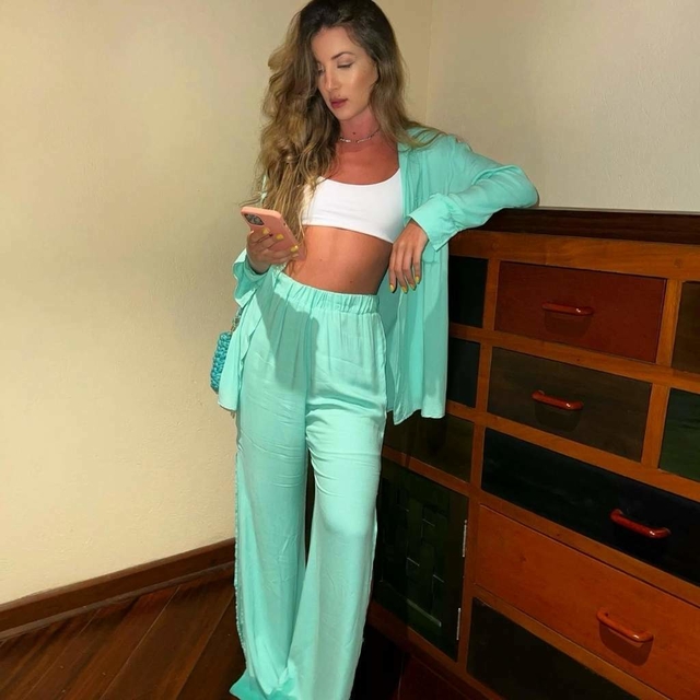 Calça hotsell verde água
