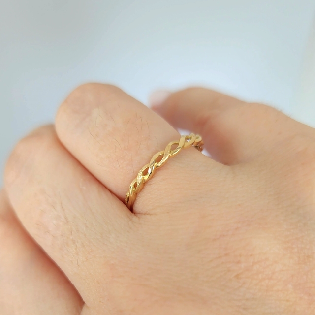 Anillo oro 18 kilates trenzado