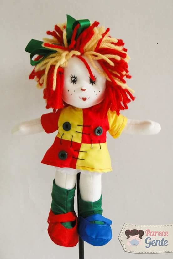 Roupinhas para bonecas com moldes para imprimir  Roupas para bonecas,  Roupas de boneca de pano, Confecção de vestuário