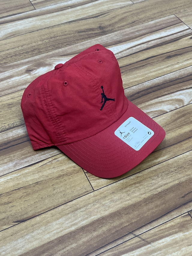 Boné hotsell jordan vermelho