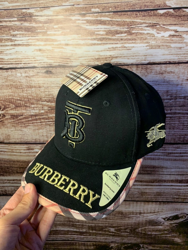 GORRA BURBERRY IMPORTADA