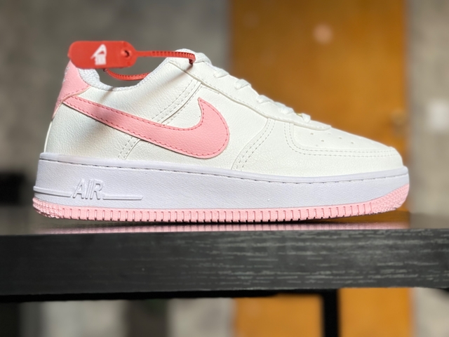 air forces with pink check