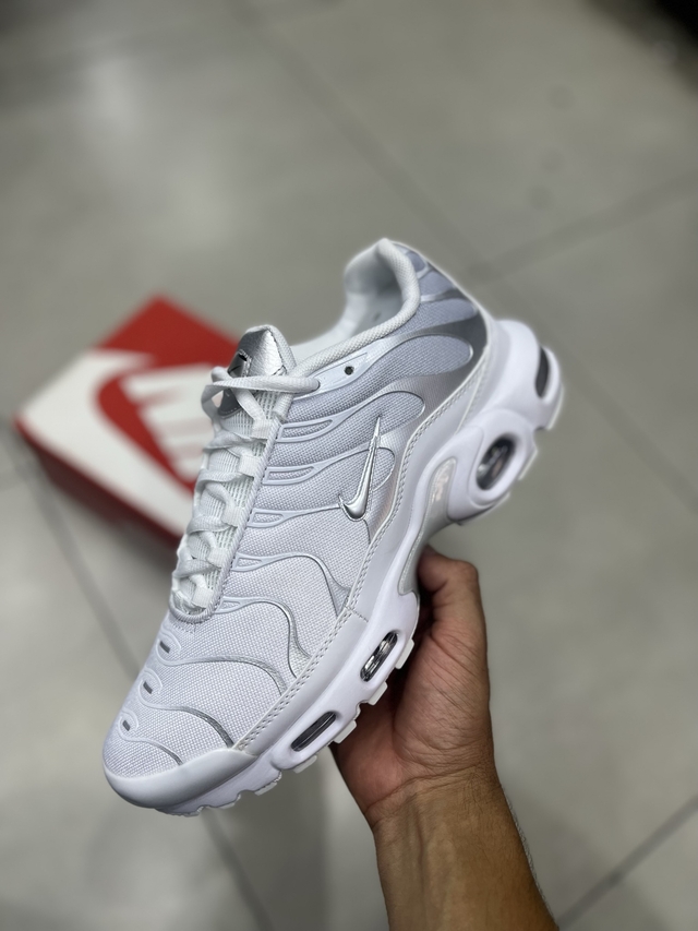 Air shops max plus branco