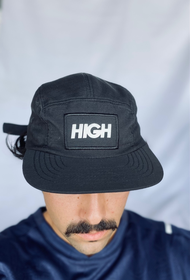 Boné Five Panel High