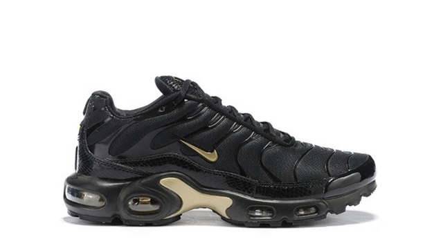 TENIS AIR MAX TN PRETO/DOURADO - Outlet Blood SP