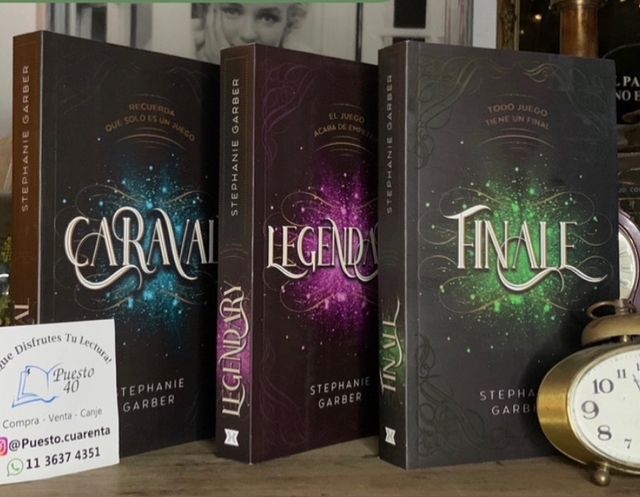 SUPER PROMOÇÃO COMBO: LIVRO CARAVAL + LENDÁRIO. STEPHANIE GARBER