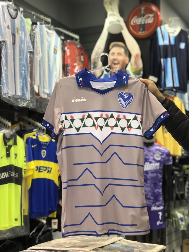Camiseta Velez Sarsfield Arquero 2023 Diadora