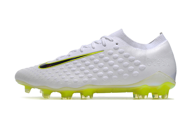Chuteira nike branca com cheap verde