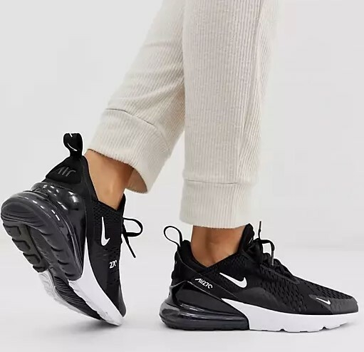 Nike Air Max 270 Preto/Branco