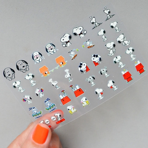 40 Adesivos de Unha 3D Snoopy