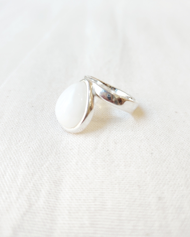 Anillo Cuarzo Blanco gota Ambar accesorios