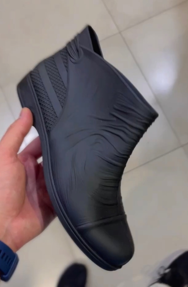 Bota de Silicone Feminina